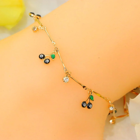 Minimalist Anklet, Sleek & Modern Design, Women’s Fashion, YC110139-A - Picture 10 of 10